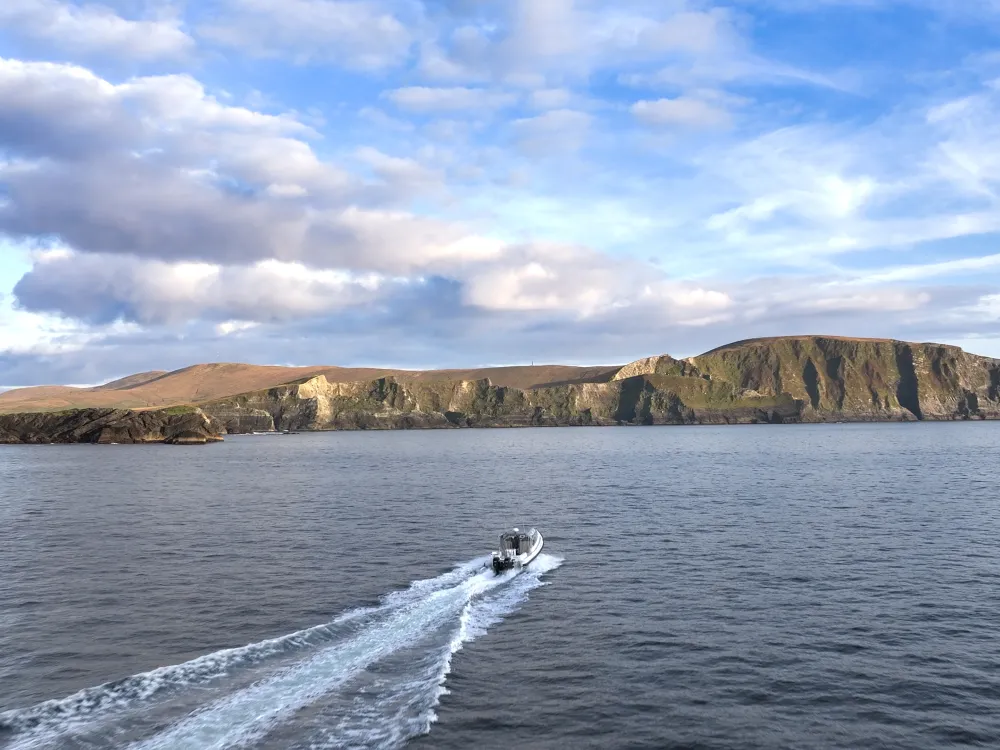 Inish Tearaght Lighthouse & Blasket Islands Tour Experience with AquaTerra