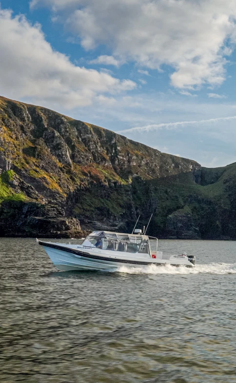 People having fun on AquaTerra Skellig Bounty boat during a Valentia Island tour.